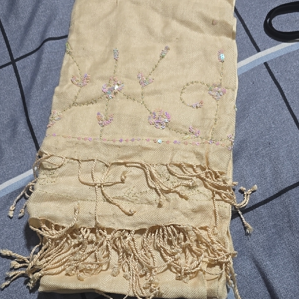 Embroidered Cream Scarf